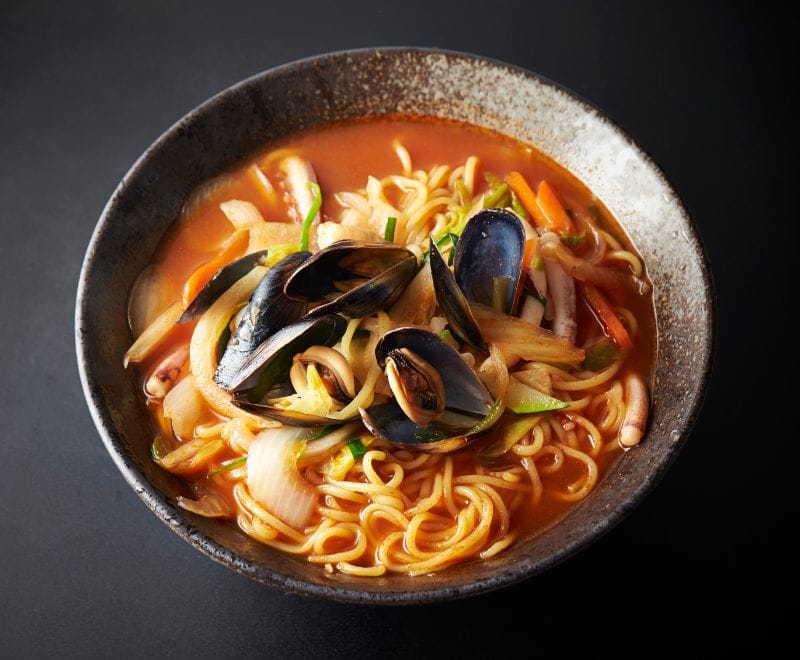 Seafood noodle soup with mussels