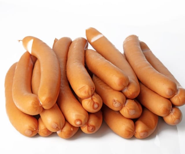 Frankfurters in natural sheep casing